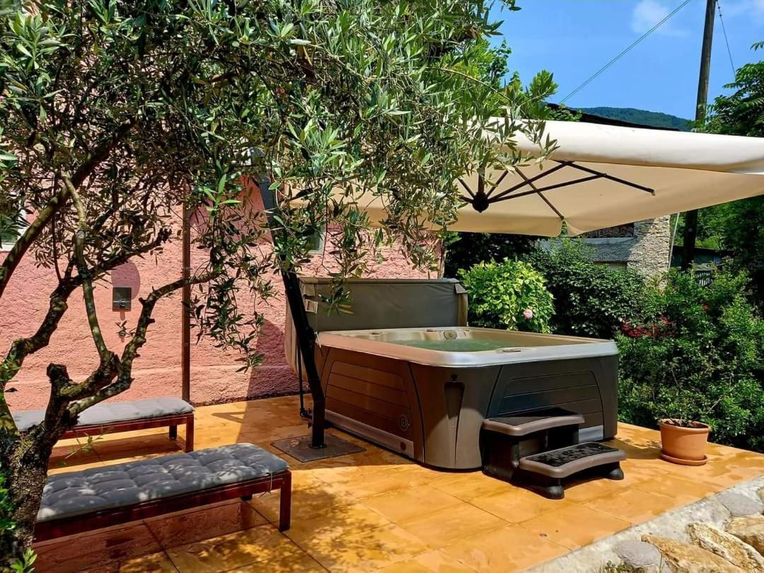 La Casa Rosa Di Segusino With Spa Jacuzzi In Garden Sequsino Eksteriør bilde