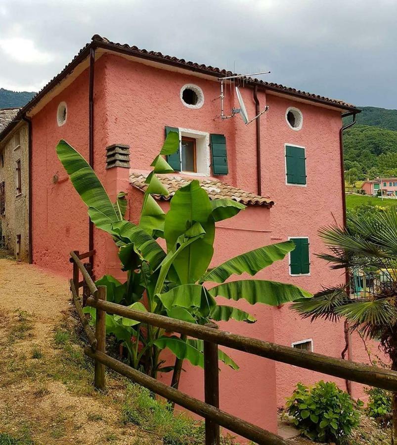 La Casa Rosa Di Segusino With Spa Jacuzzi In Garden Sequsino Eksteriør bilde